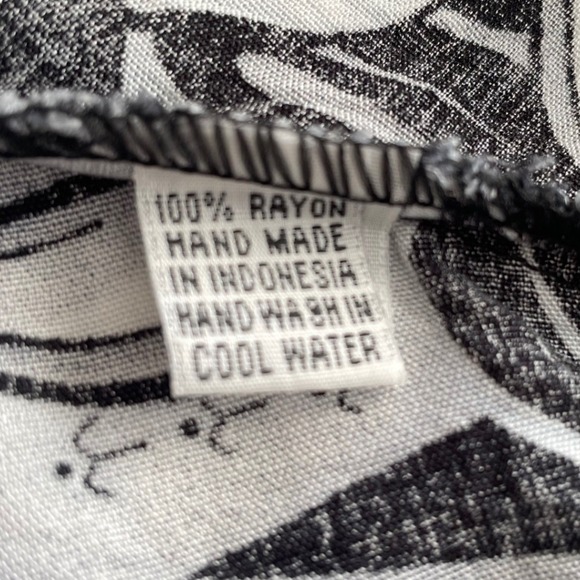 Makai Beach Hawaii Sharkbite Dress Womens XL Black White Tropical Rayon V-Neck - Picture 8 of 8